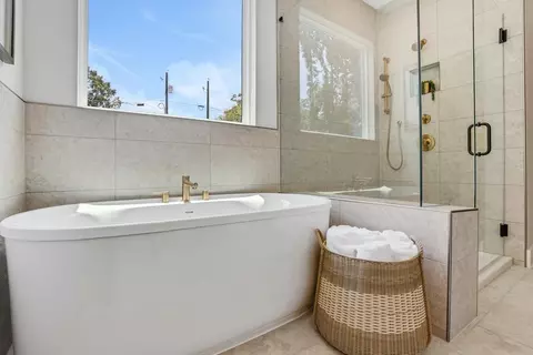 Bath - 1205 Cricket St, Elon, NC 27244 photo 3 of 3