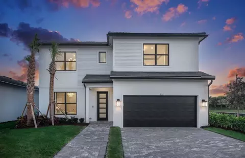 9140 Cape Honey Bee Ln, Lake Worth, FL 33467