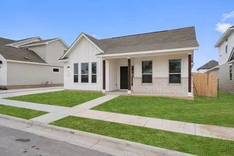 Exterior - 168 Rieber Rd, Kyle, TX 78640 photo 3 of 9