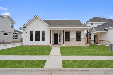 Exterior - 168 Rieber Rd, Kyle, TX 78640 photo 2 of 9