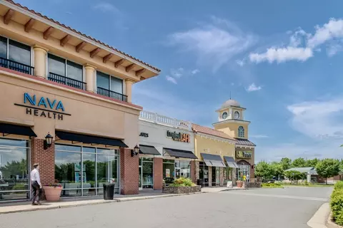 Exterior - 43791 Metro Ter, Ashburn, VA 20147 photo 4 of 5