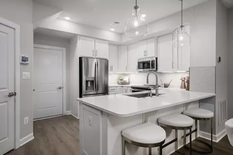 Kitchen - 43791 Metro Ter, Ashburn, VA 20147 photo 3 of 4