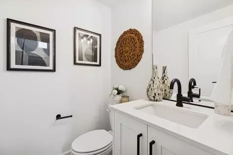 Bath - 18923 99th Pl NE, Bothell, WA 98011 photo 1 of 5