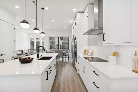 Kitchen - 18923 99th Pl NE, Bothell, WA 98011 photo 2 of 5