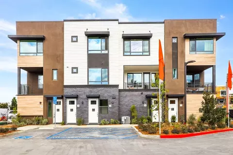 12200 Beach Blvd, Stanton, CA 90680