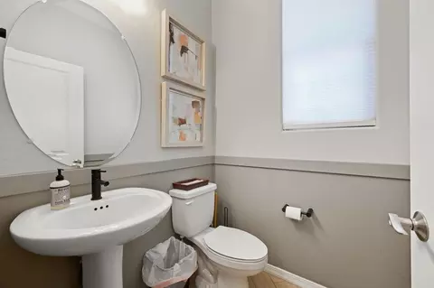 Bath - 10851 E Tahoe Ave, Mesa, AZ 85212 photo 8 of 13