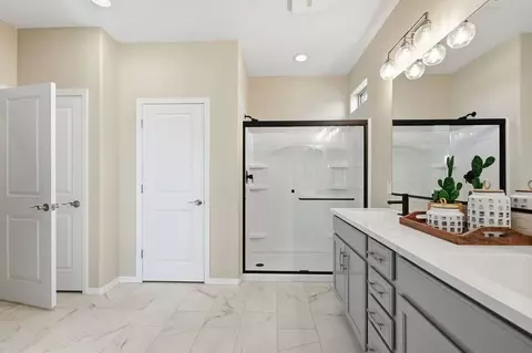 Bath - 10851 E Tahoe Ave, Mesa, AZ 85212 photo 6 of 13