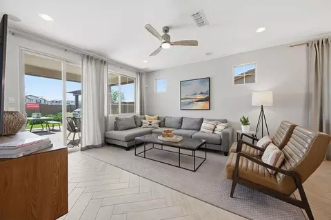 Living - 10851 E Tahoe Ave, Mesa, AZ 85212 photo 7 of 10