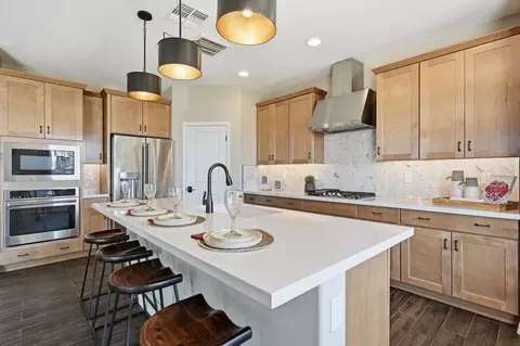 Kitchen - 10851 E Tahoe Ave, Mesa, AZ 85212 photo 11 of 15
