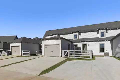 Exterior - 3136 Bottle Way, Auburn, AL 36830 photo 4 of 13