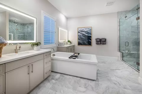 Bath - 105 Luna Rose, Irvine, CA 92618 photo 3 of 3