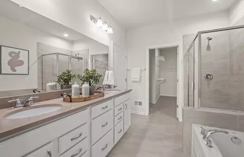 Bath - 49420 Mapleton, Canton, MI 48188 photo 2 of 3