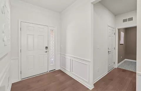 Entry Way - 49420 Mapleton, Canton, MI 48188 photo 1 of 1