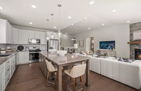 Kitchen - 49420 Mapleton, Canton, MI 48188 photo 1 of 5