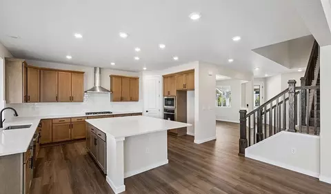 Kitchen - 2131 S Irvington St, Aurora, CO 80018 photo 3 of 4