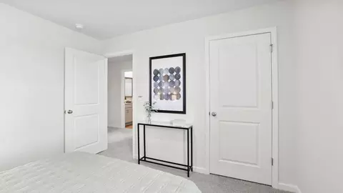 Bedroom - 107 Lazzon Rd, Moore, SC 29369 photo 4 of 9