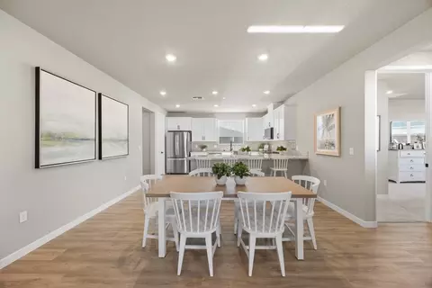 Dining - 1284 Winterhart St, Galt, CA 95632 photo 2 of 4