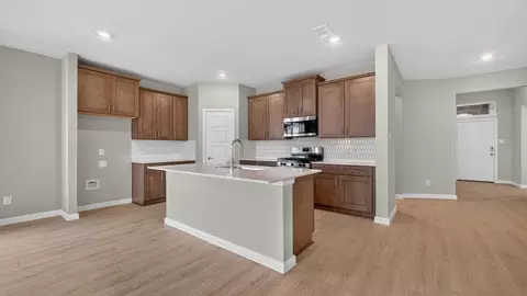 Kitchen - 15044 Elite Dr, Aledo, TX 76008 photo 2 of 10