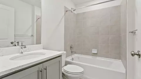 Bath - 707 Compass Way, Frederick, MD 21701 photo 1 of 12