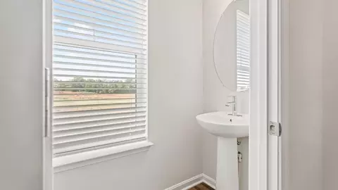 Bath - 707 Compass Way, Frederick, MD 21701 photo 2 of 12