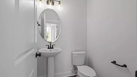 Bath - 4420 Bragg Rd, Durham, NC 27704 photo 1 of 3