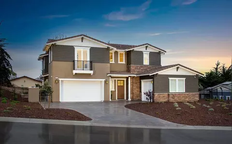 1619 Fairway Dr, Seaside, CA 93955