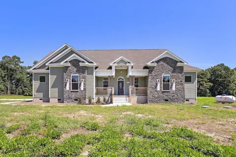 Exterior - 234 Hall Rd, Hampton, VA 23664 photo 9 of 18