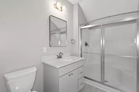 Bath - 234 Hall Rd, Hampton, VA 23664 photo 6 of 6