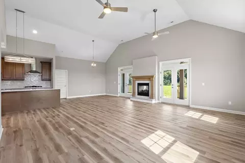 Living - 234 Hall Rd, Hampton, VA 23664 photo 3 of 3