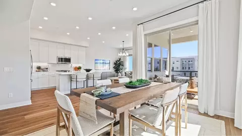 Dining - 1088 Hummingbird Pl, Montebello, CA 90640 photo 1 of 2