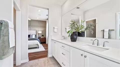 Entry Way - 1088 Hummingbird Pl, Montebello, CA 90640 photo 1 of 1