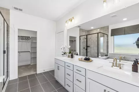 Bath - 3985 Olin Way, Celina, TX 75009 photo 6 of 9