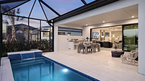 Exterior - 5035 Shade Forest Dr, Parrish, FL 34219 photo 7 of 13
