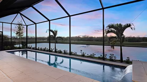 Exterior - 5035 Shade Forest Dr, Parrish, FL 34219 photo 6 of 13