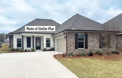 Exterior - 125 E Tweet St, Freeport, FL 32439 photo 2 of 6
