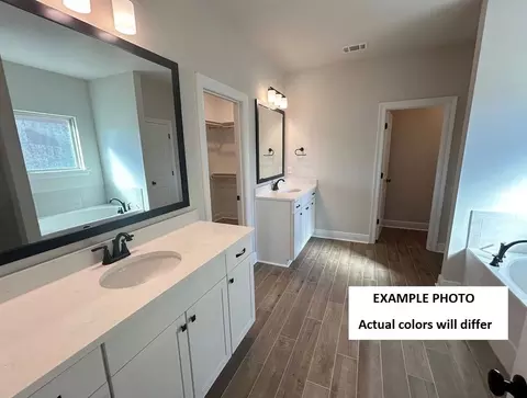 Bath - 125 E Tweet St, Freeport, FL 32439 photo 1 of 2