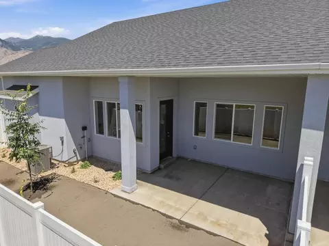 Exterior - 567 C N Legend Way, Mapleton, UT 84664 photo 4 of 10