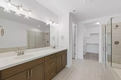 Bath - 567 C N Legend Way, Mapleton, UT 84664 photo 1 of 2