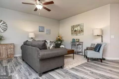 Other - 506 Lamplight Dr, Byron, GA 31008 photo 3 of 10