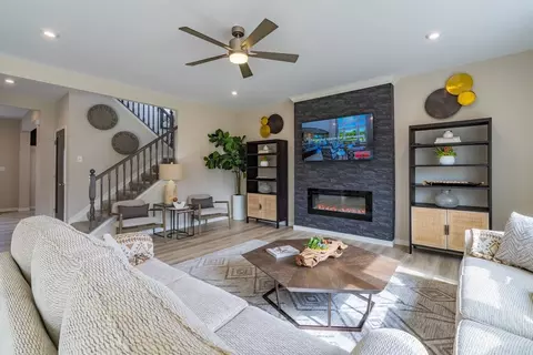 Living - 303 Allison Ct, Arnold, MO 63010 photo 5 of 11