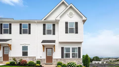 Exterior - 335 Nottingham Row, Mount Crawford, VA 22841 photo 1 of 4