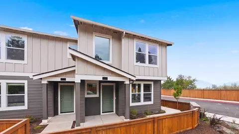 61231 Parrell Rd, Bend, OR 97702