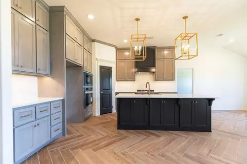 Kitchen - 2920 E Northampton St, Broken Arrow, OK 74014 photo 10 of 17