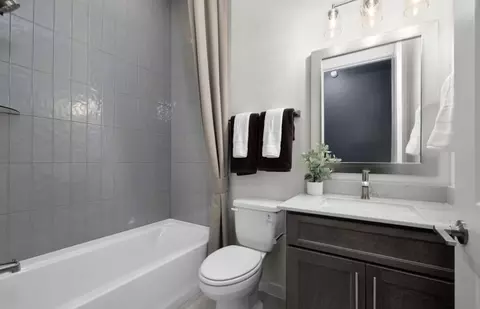 Bath - 137 Perth Cv, Bastrop, TX 78602 photo 4 of 5