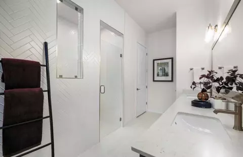Bath - 137 Perth Cv, Bastrop, TX 78602 photo 1 of 5