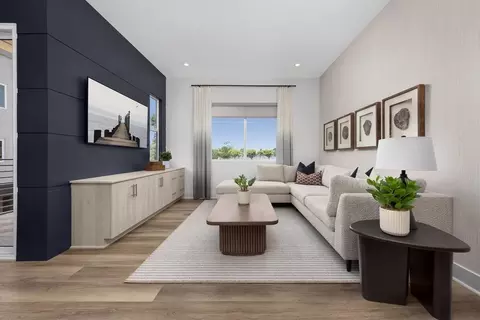 7244 Ellington Dr, Huntington Beach, CA 92647