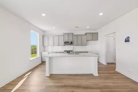 Kitchen - 239 Cochin Dr, Statham, GA 30666 photo 4 of 4