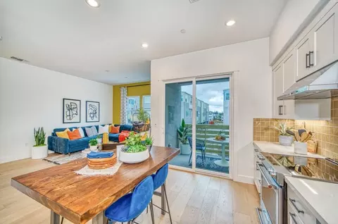 Kitchen - 29212 Mission Blvd, Hayward, CA 94544 photo 2 of 3