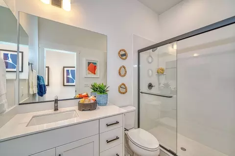 Bath - 29212 Mission Blvd, Hayward, CA 94544 photo 4 of 4