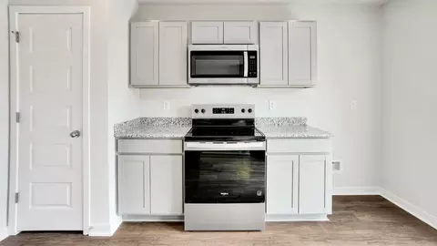 Kitchen - 1273 Skystone Loop NE #LOT 19, Supply, NC 28462 photo 7 of 10